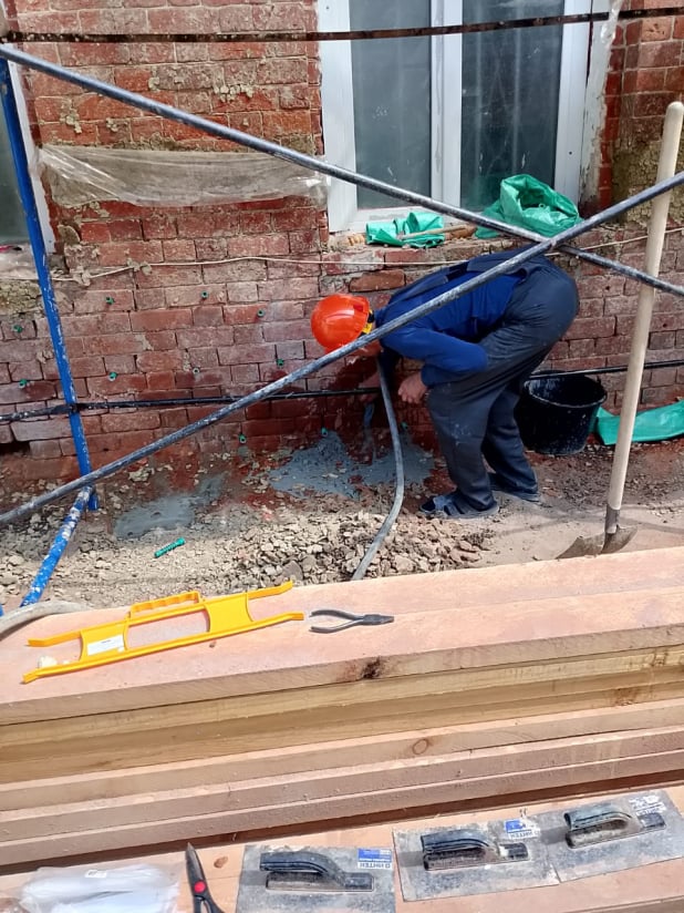 Инъектирование стен микроцементом